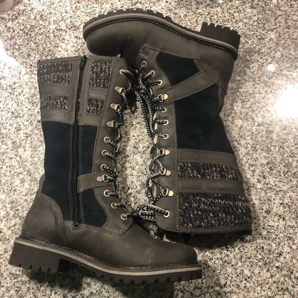 Bos & Co Holding Wool Lined Lace Up Boots